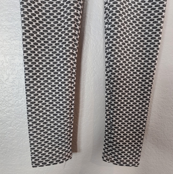 TIK Tok Butt Lift High Waisted Leggings - Picture 10 of 13